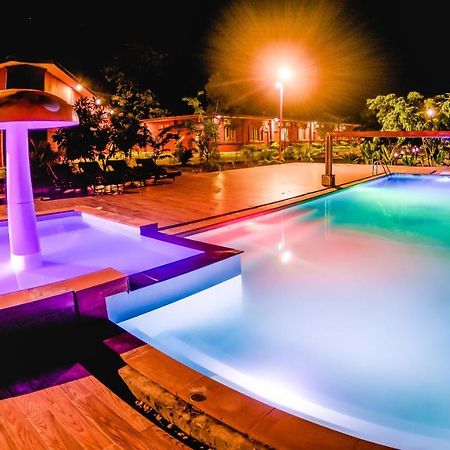 Royal Emerald River View Resort Bagan Luaran gambar