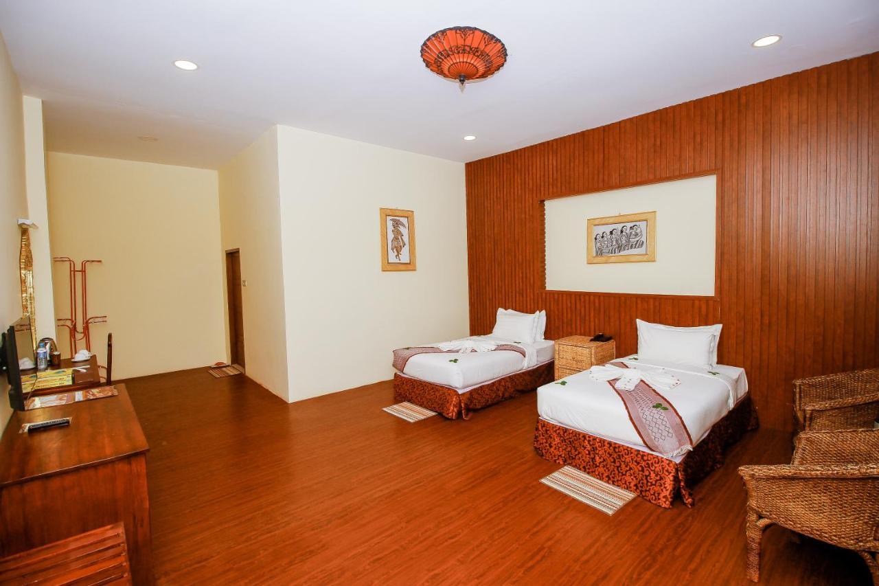Royal Emerald River View Resort Bagan Luaran gambar