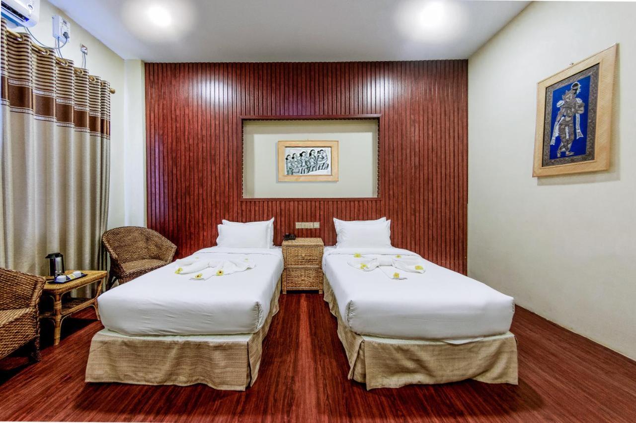 Royal Emerald River View Resort Bagan Luaran gambar