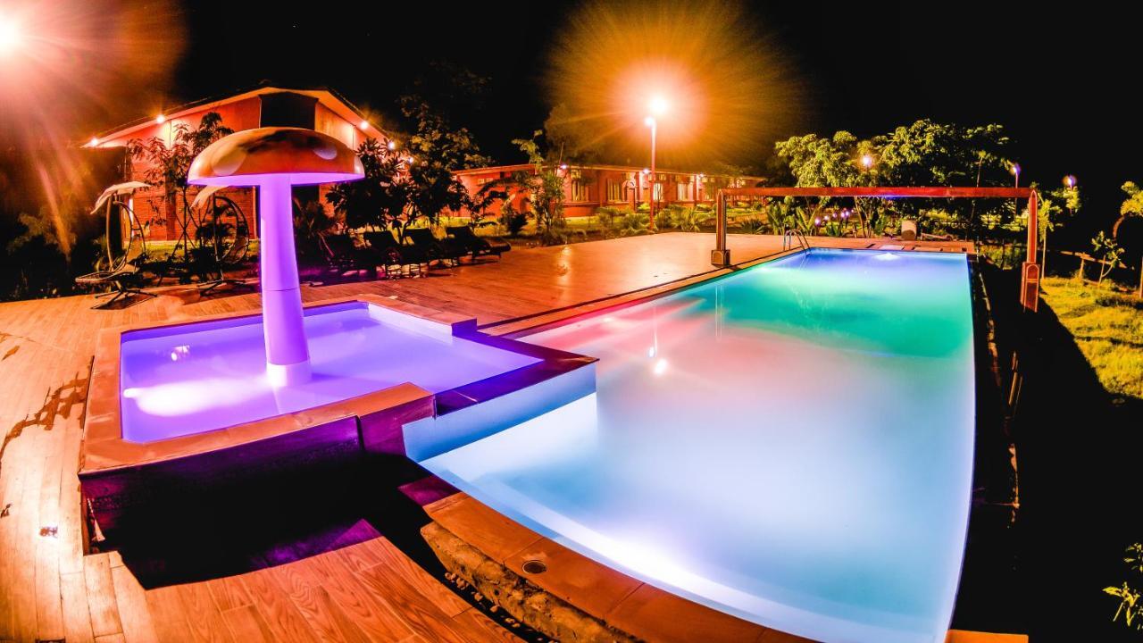 Royal Emerald River View Resort Bagan Luaran gambar